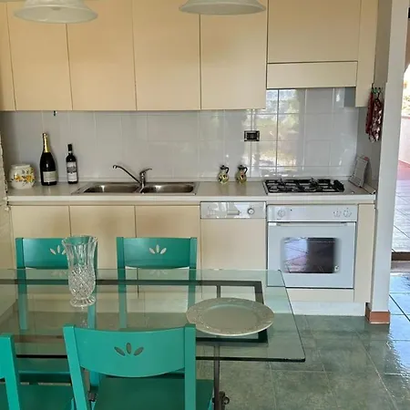 Welcomely - La Marina Apartament